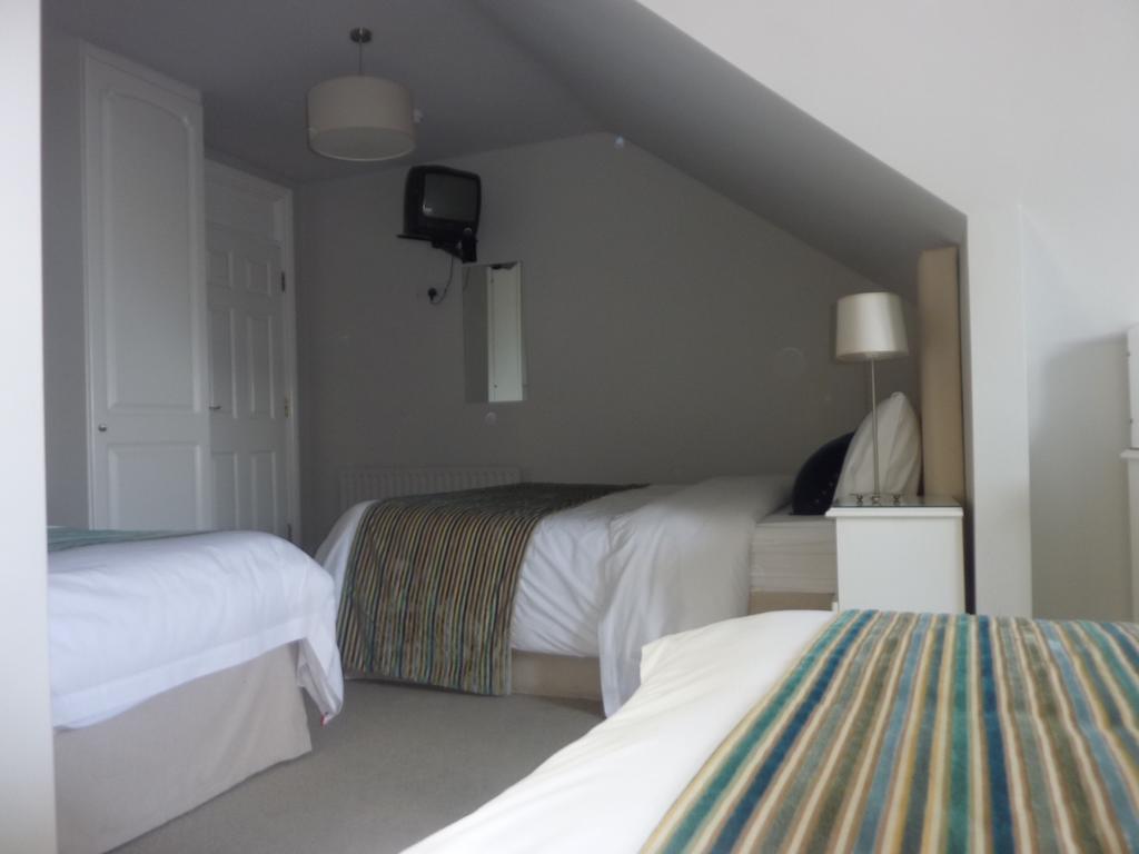 Westwinds Guestlodge Galway Exterior foto